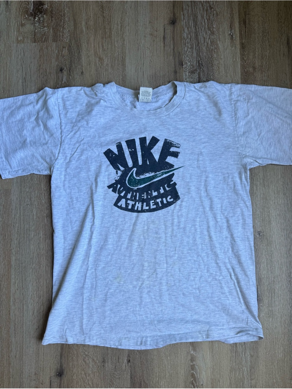 Nike Light Gray Graphic Athletic Tee with Green Swoosh